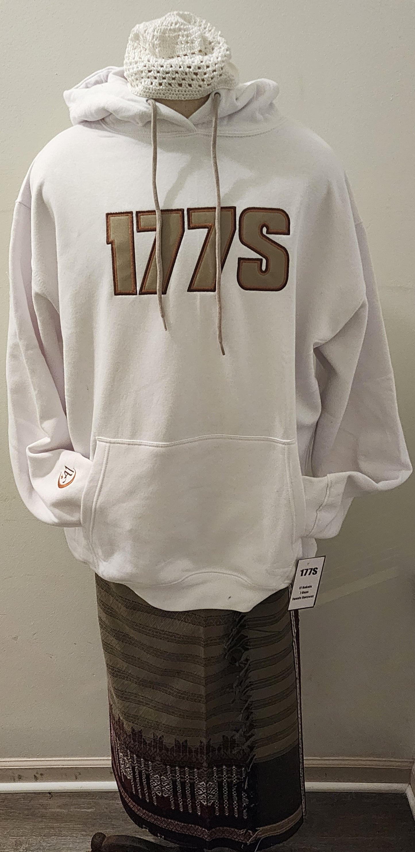 Azza1 177S Hoodie and Yemeni Izar Set